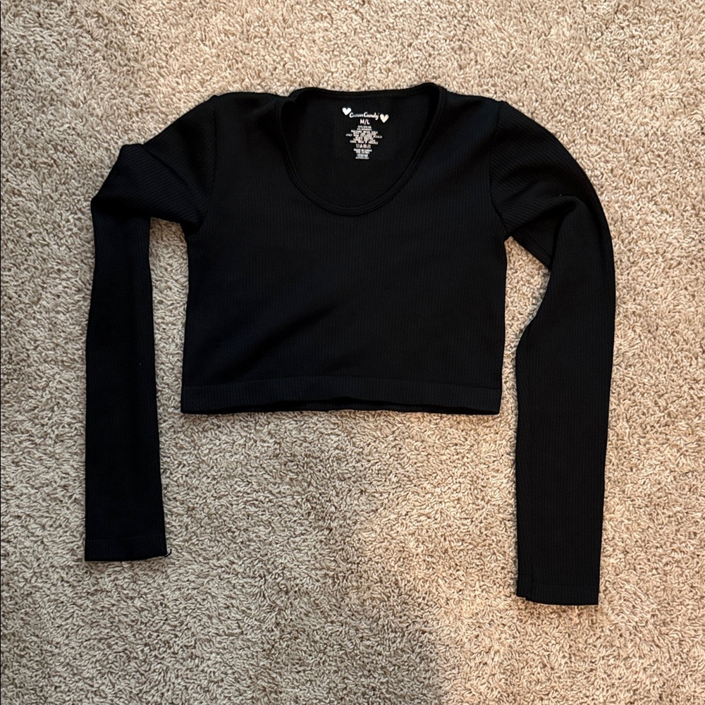 Black Long Sleeve Crop Top